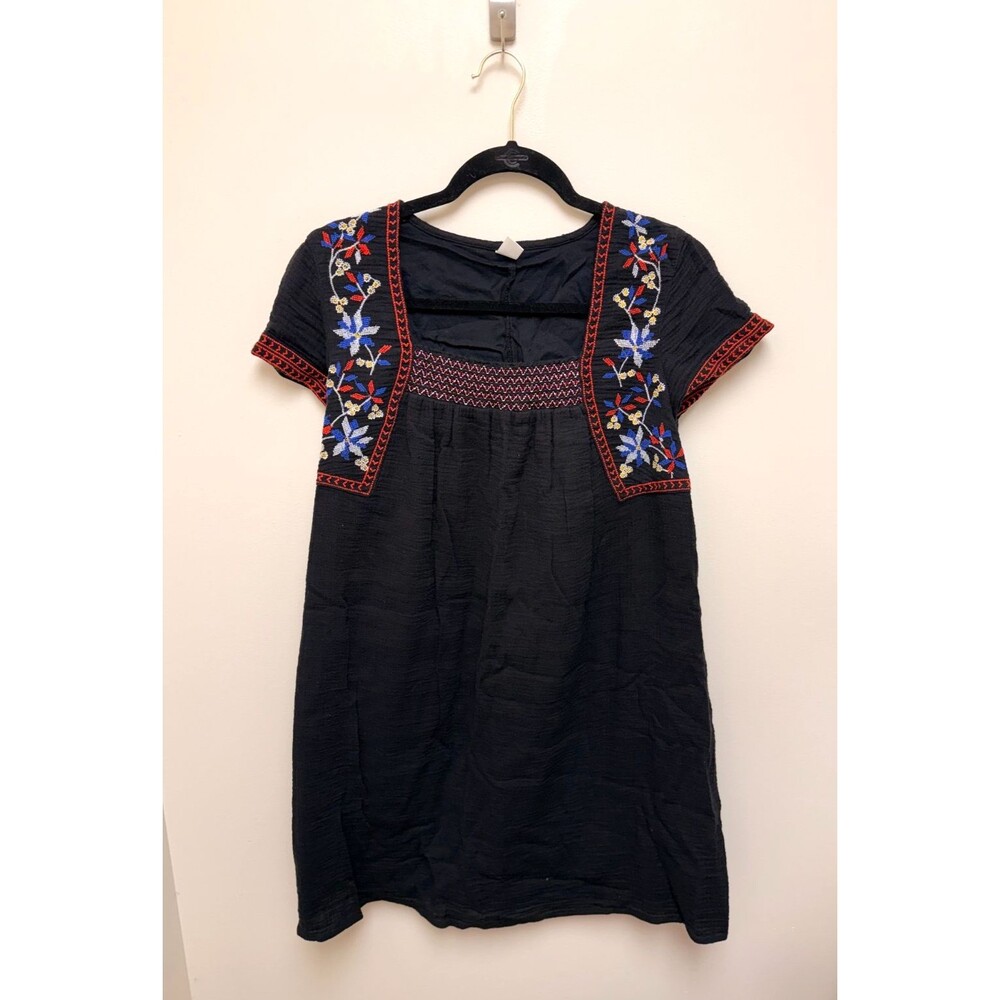 Old Navy Black Embroidered Boho Swing Dress Floral Cross Stitch Mini S ✨